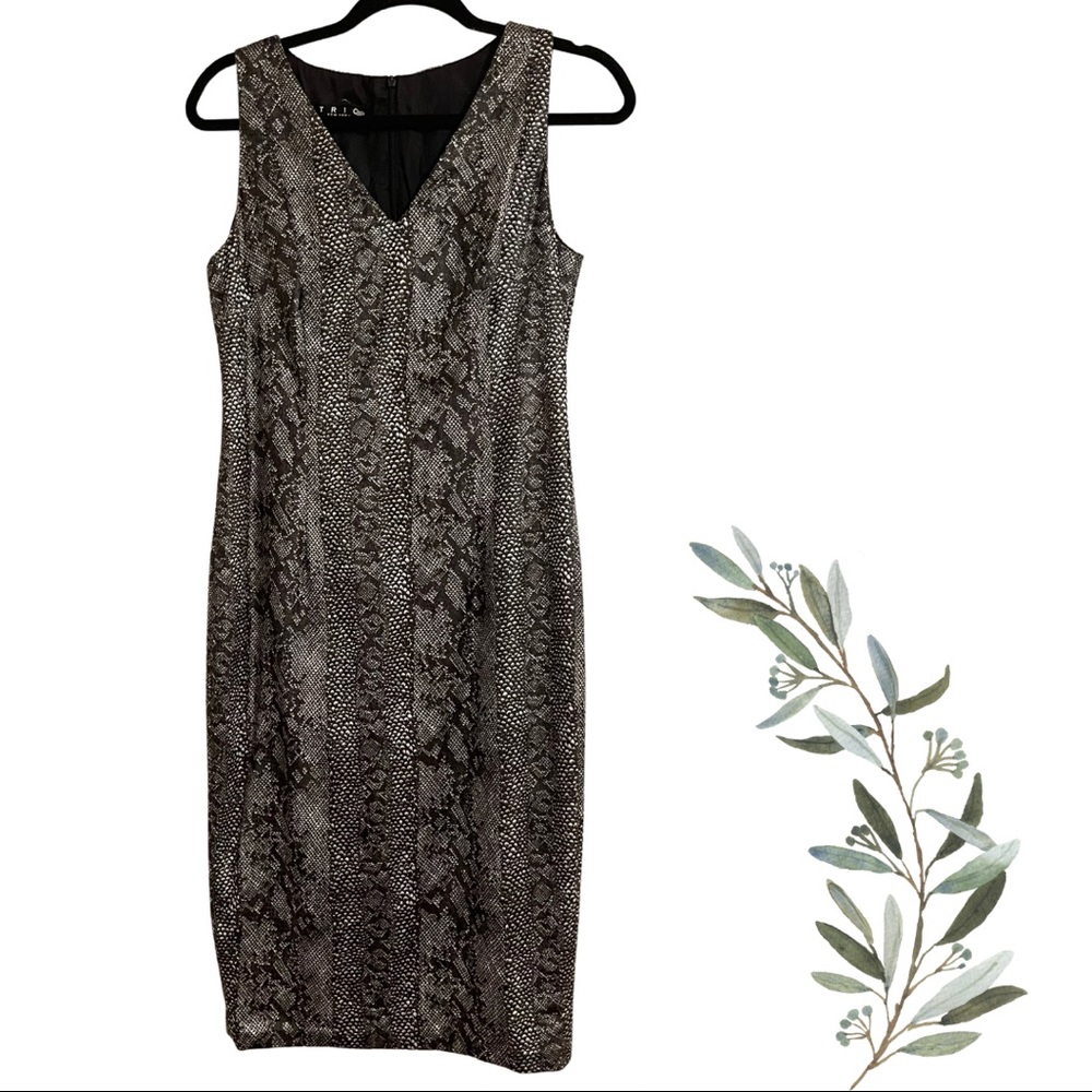 Trio New York Sleeveless Snake Skin Print Velour Midi Dress Size 8